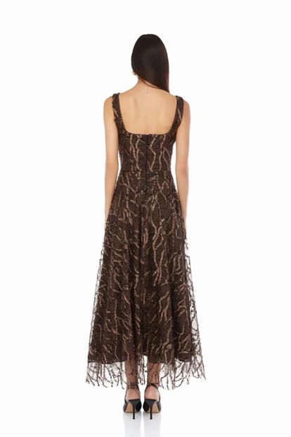 Robe de soirée marron brodée